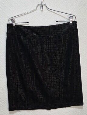 Additions By Chicos Size 1 (US medium) Black Reptile Print Skirt